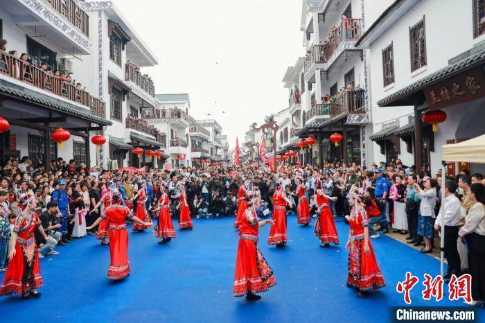 江西安远：炎炎夏日避暑季 乡村旅游正当时