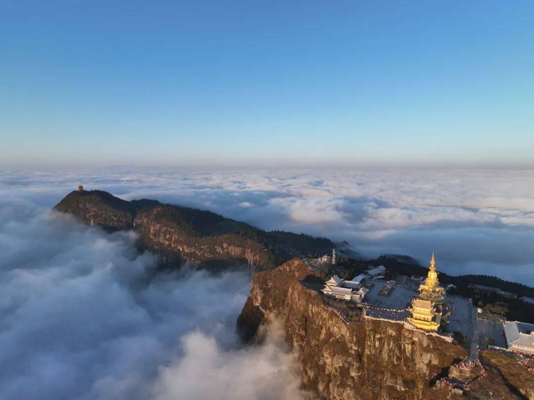 放假去四川旅游必去景点推荐，十大必去景点排行