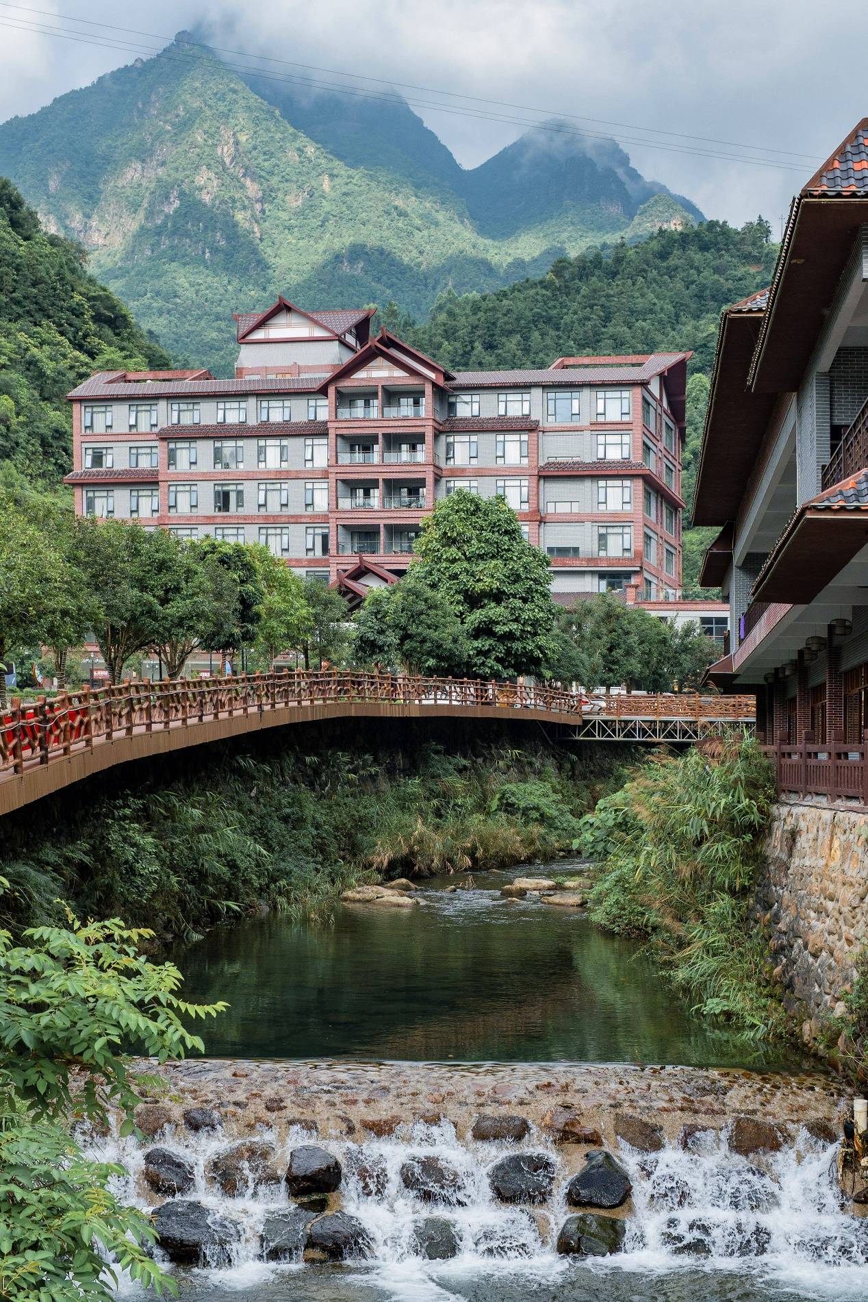 广西桂林五天旅行团旅游攻略，去广西玩五天要多少钱？