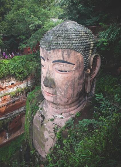 一家三口去四川旅游，具体路线和费用