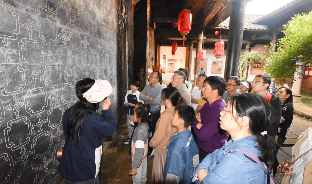 江西五天四晚旅游费用，去江西旅游必去景点推荐，不懂必看