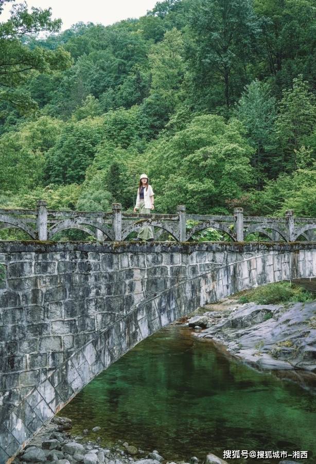 陕西汉中旅游必去十大景点有哪些？快看！陕西袁家村旅游景点介绍