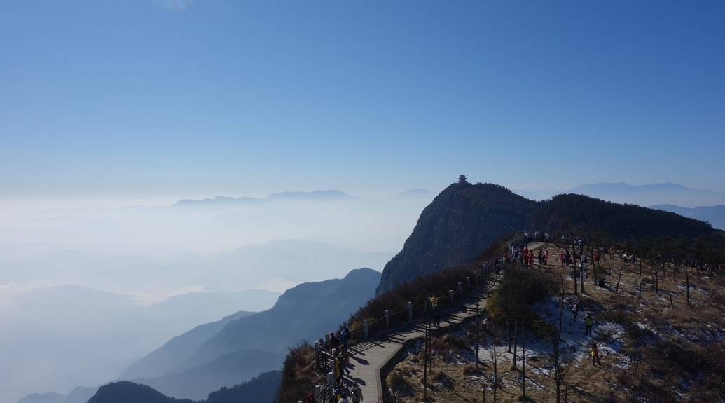 下载全球彩票-四川旅游必去十大景点，5天4晚旅行计划