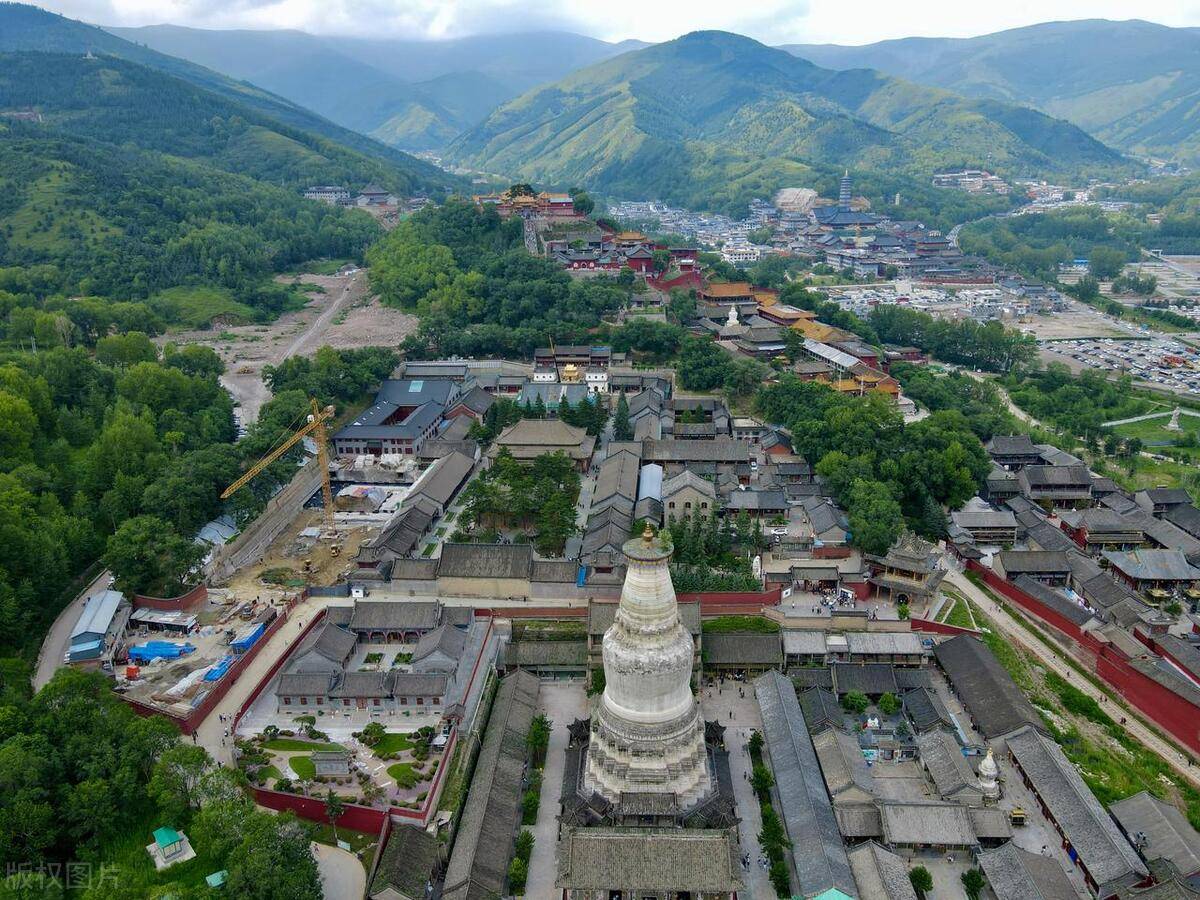 Here we go!《黑神话：悟空》霸占热搜榜单，快跟悟空去山西旅游