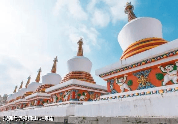 武汉到丽江4天3晚旅游最佳路线，丽江旅游四天三晚要多少钱？