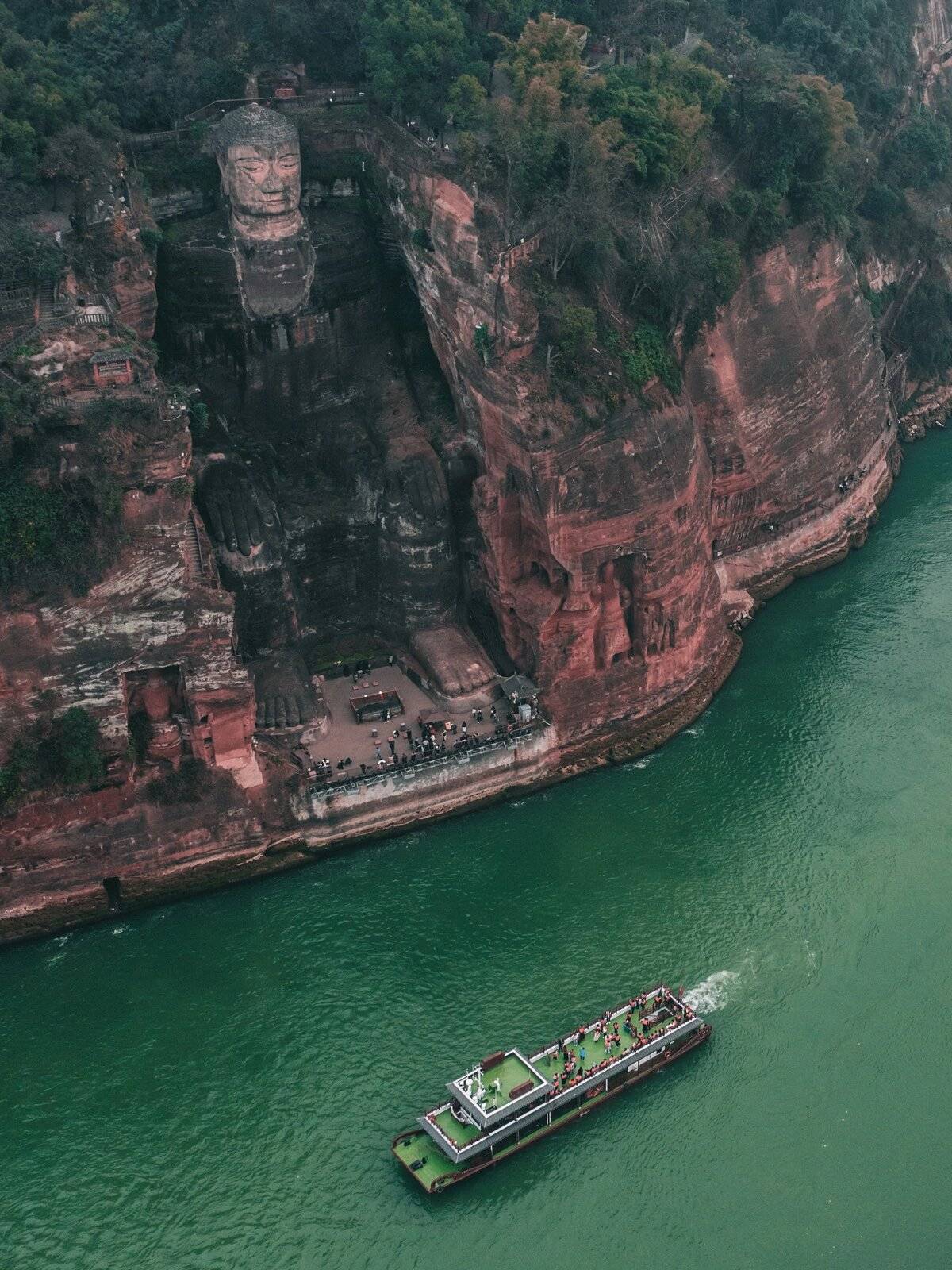 武汉去新疆旅游攻略及费用，八月份去新疆旅游攻略，旅游达人推荐