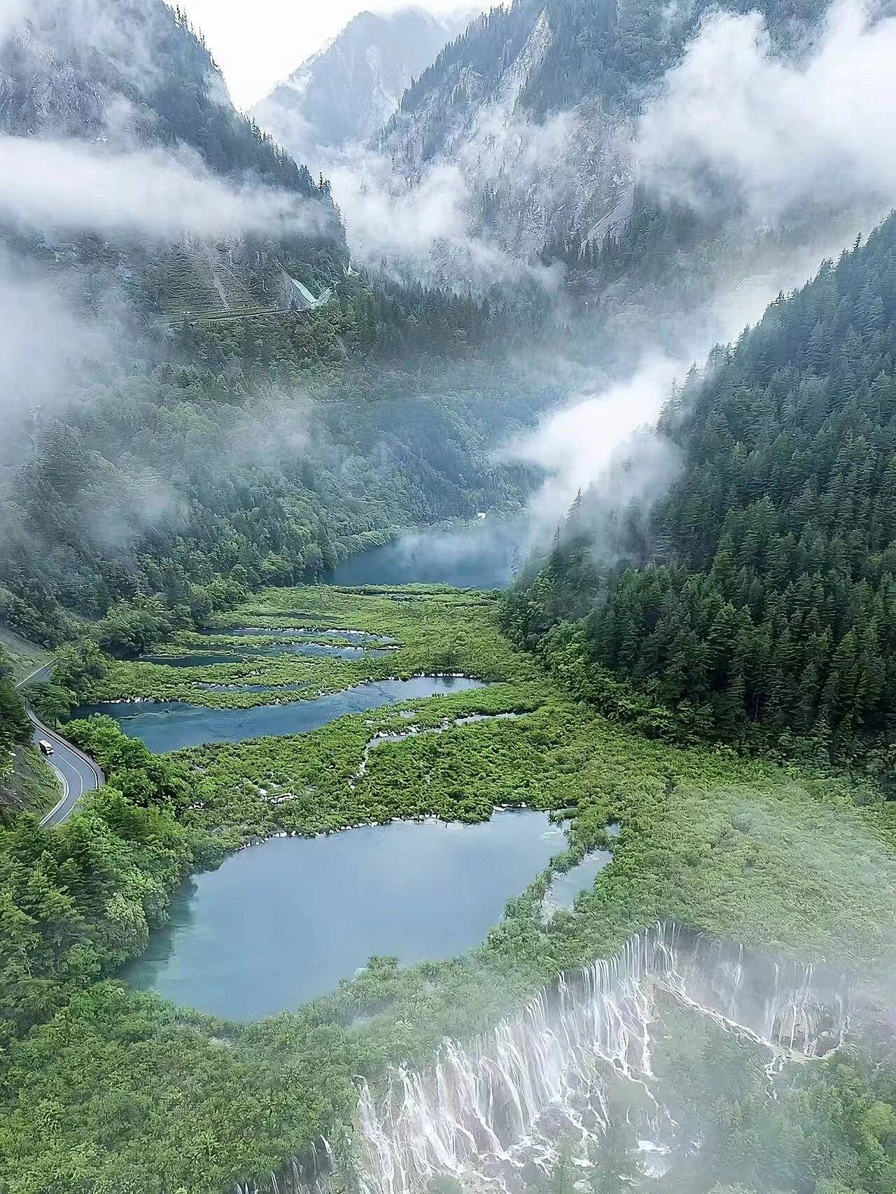 四川旅游靠谱私人导游怎么找，推荐的热门景点