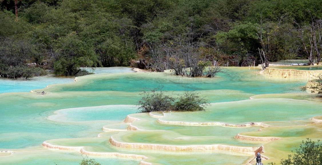 c733彩七彩票的特色-8月四川旅游自由行景点攻略，景点、住宿、美食分享