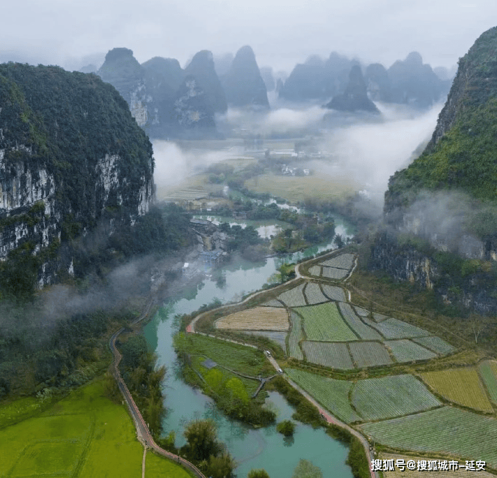 江湖斗地主下载-想去广西旅游门票怎么购买？广西旅游找靠谱导游为您安排，亲身经历分享