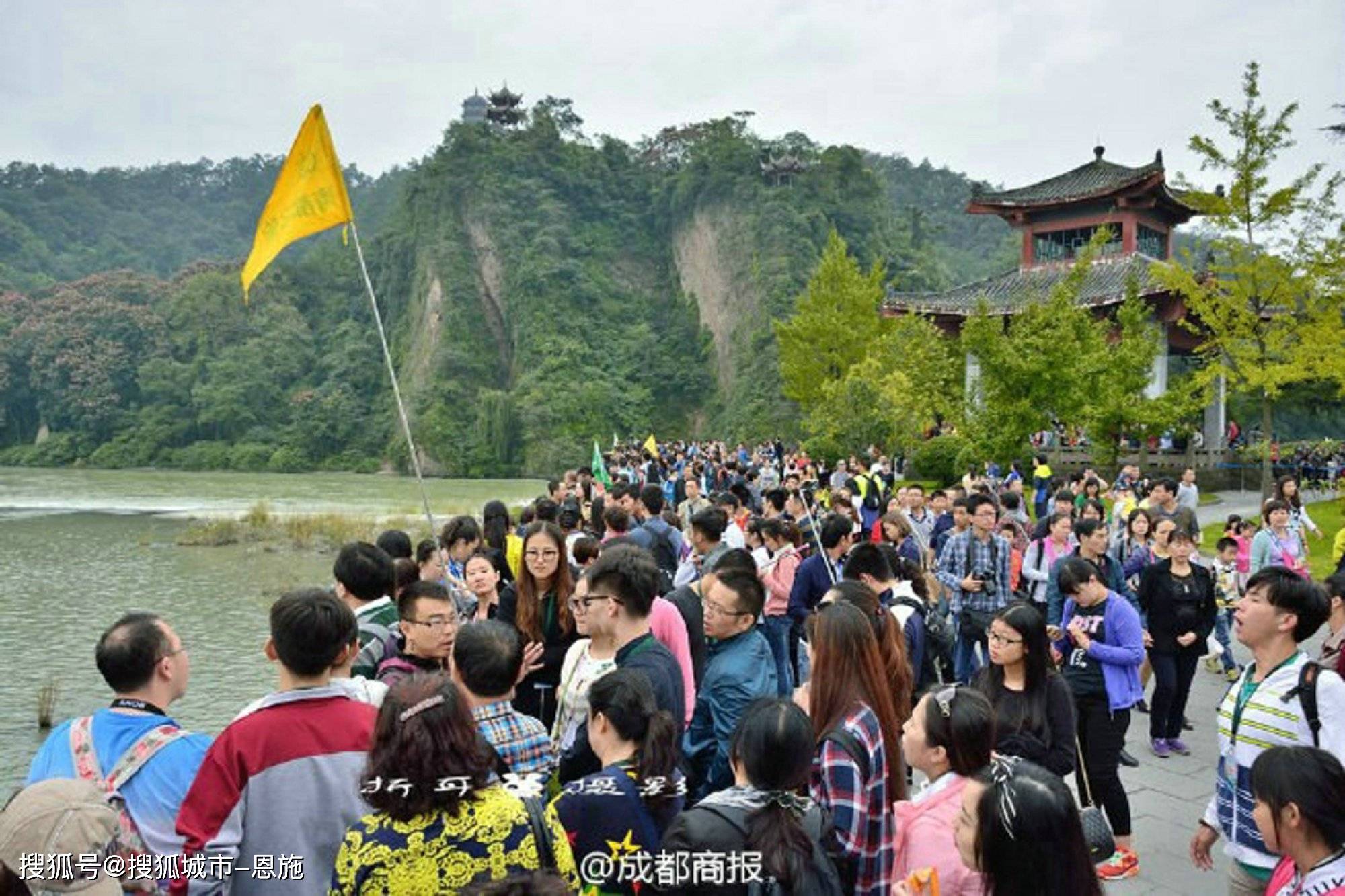 c58彩票旧版2018-暑假去四川旅游一周线路,达人推荐