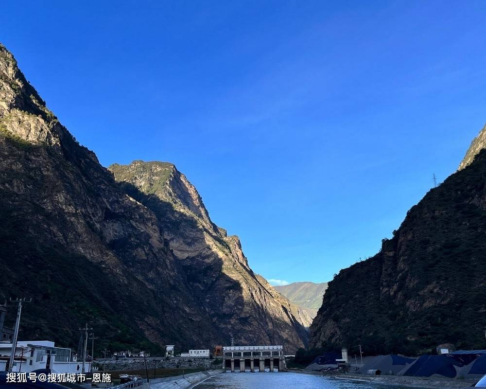 四川旅游必去十大景点：探秘“天府之国”的绝美风光