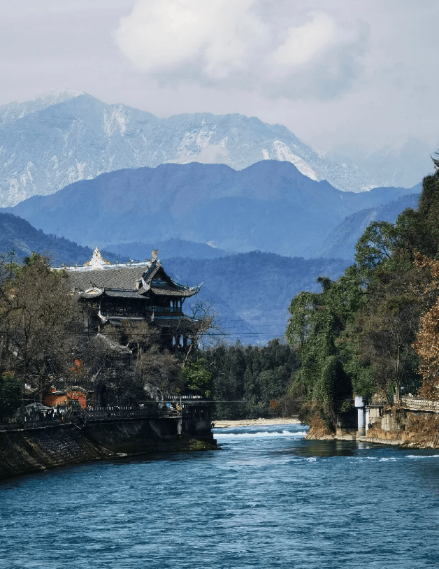 参团从浙江出发到四川旅游五天四晚大致多少钱 看完少花冤枉钱