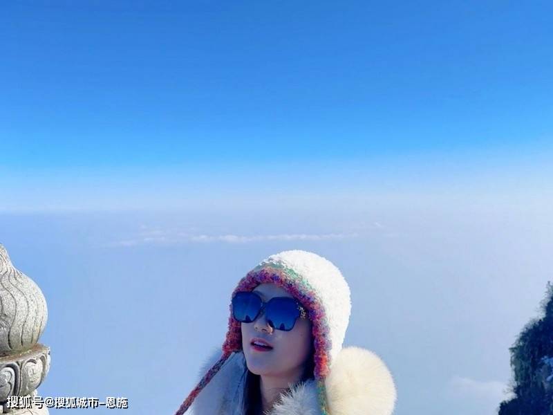 九龙彩官-天津去四川旅游7天多少钱，到四川成都跟团旅游花费，1200人均